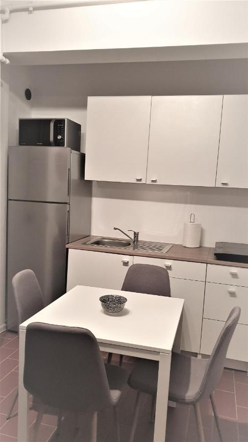Cozy Penthouse In A New Business Building In City Center. Free Private Parking Lägenhet Cluj-Napoca Exteriör bild